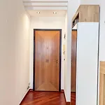 House 20 By Ca-sa Check Apartament