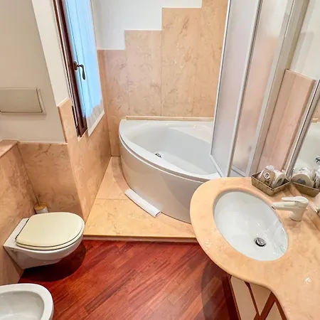 House 20 By Ca-sa Check