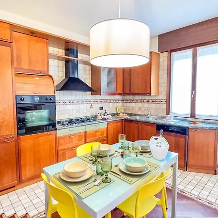 House 20 By Ca-sa Check شقة كيودجا